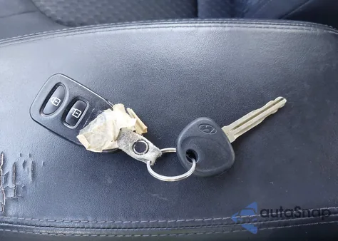 2011 Hyundai Tucson Gl из США, поврежденный, VIN KM8JT3AB1BU225161